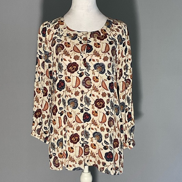 Olivia Grey Medium Long Sleeve Blouse Shirred Shoulders Rayon Fall Colors NWT - Picture 16 of 16
